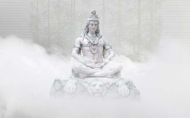 瞑想するシヴァ神